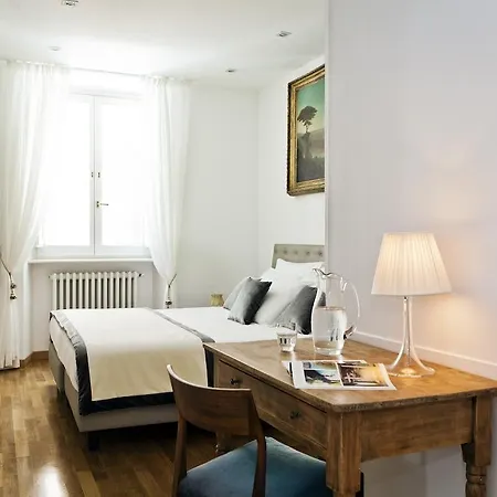 Garibaldi Suites Piazza Di Spagna-3