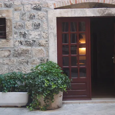 Rooms Roso-2