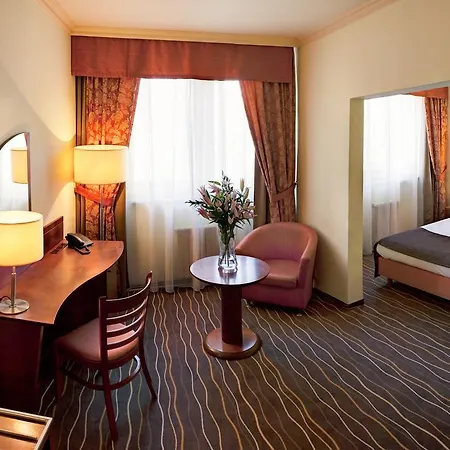 Luxury Family Hotel Bila Labut-3