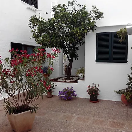 Boutique Hostal Mistral-3