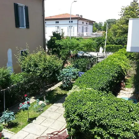 A Due Passi Dal Centro Bed&Breakfast-2