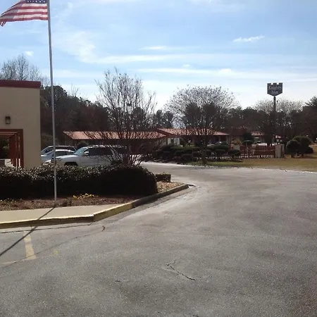 Knights Inn - Cayce-3