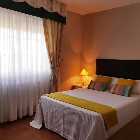 Hotel Vilacobiña-3
