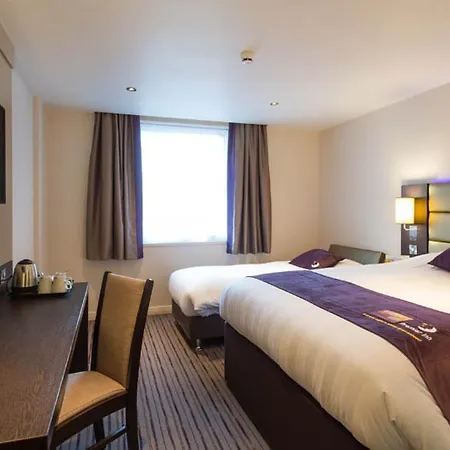 Premier Inn London Holborn-3