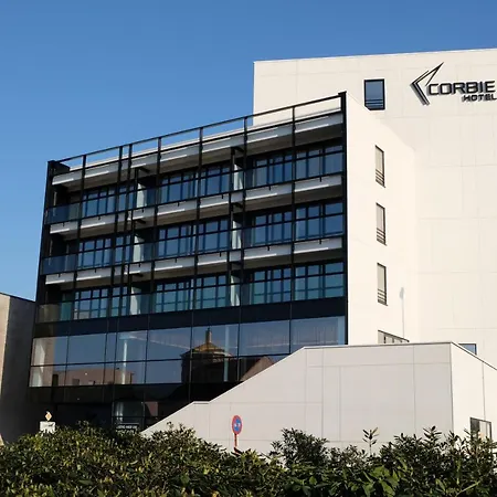 Corbie Lommel Ring-3