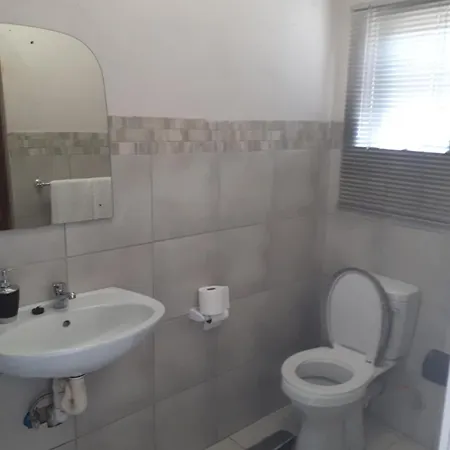 Dreamwood Guest House-3