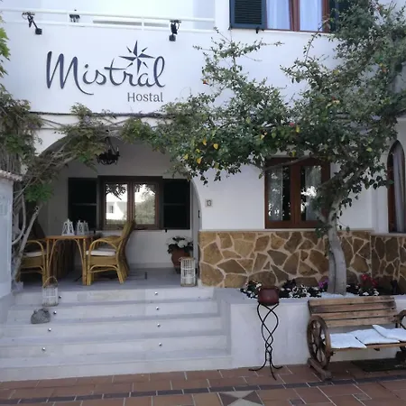 Boutique Hostal Mistral-2
