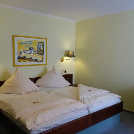 Central Hotel-3