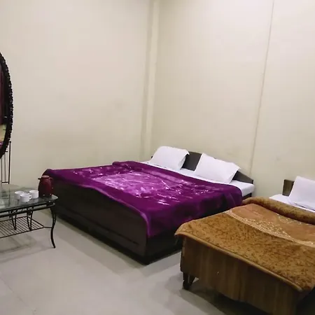 Hotel Gulmarg-2