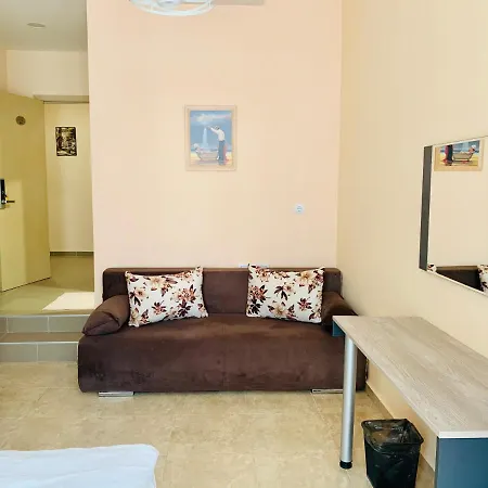 Agora Studios-2