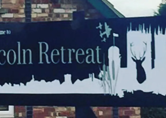 Lincoln Holiday Retreat Lodge With Private Hot Tub