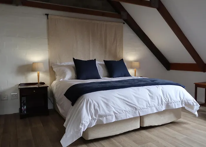 Hemel En Aarde Village Accommodation