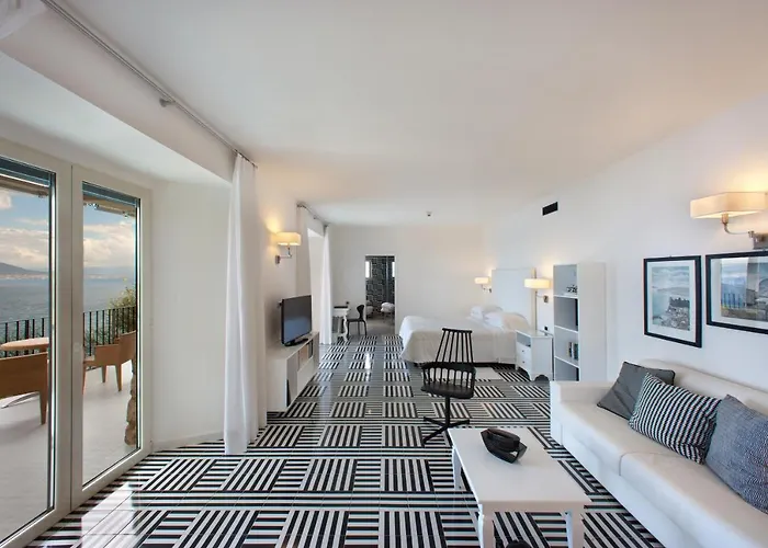 Resort: Hotel Bristol