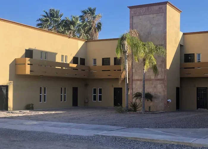Hotel: Sea Rock Hotel