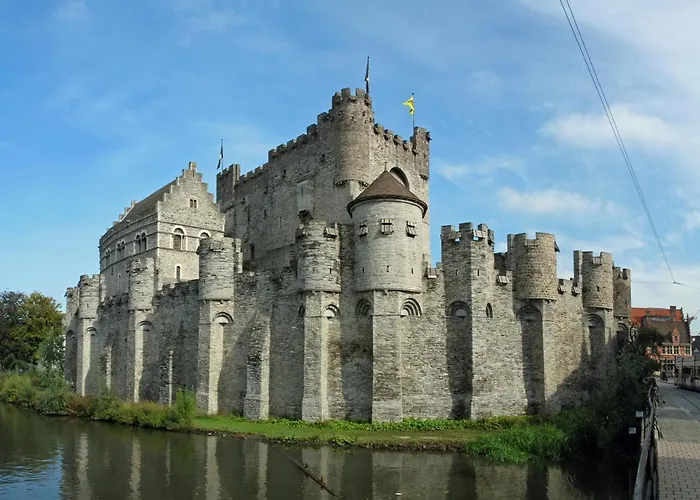 Burgstraat 17 Apartment in Exclusive Patrician House in Medieval Ghent