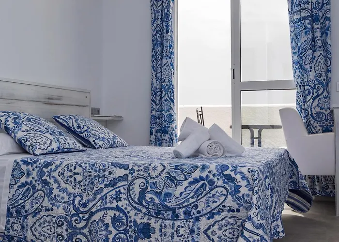 Hotel familiar: La Palmera. El Amanecer En El Parque Natural