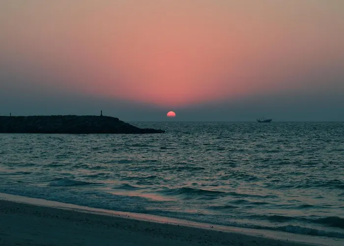 Vacation rental: Al Corniche Hotel