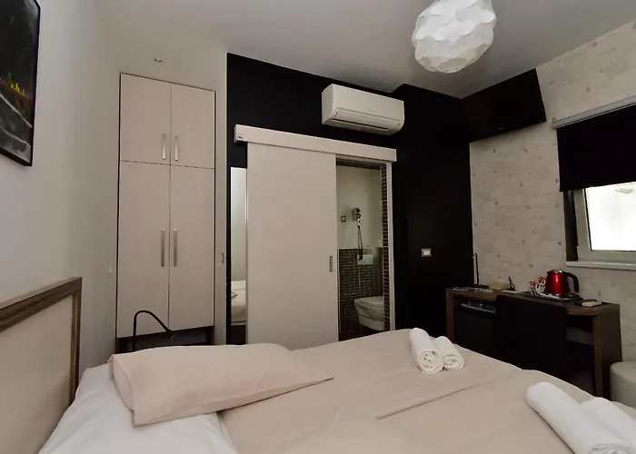 Urlaubsunterkunft Marmontova Luxury Rooms