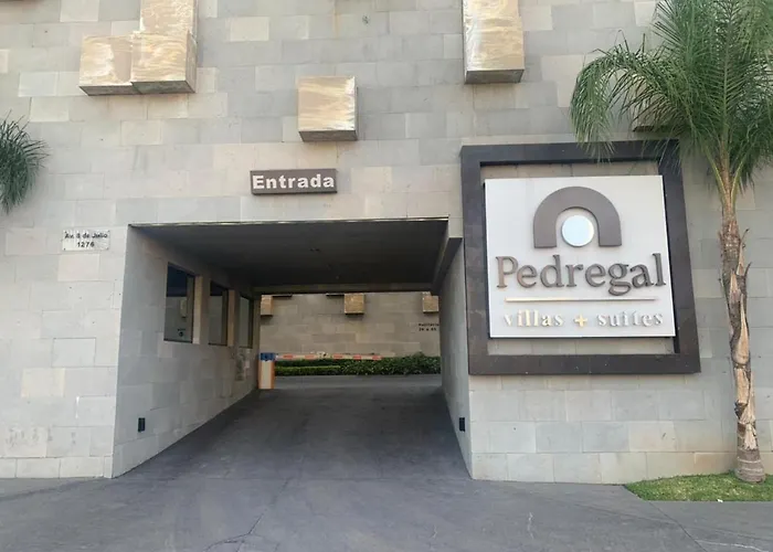 moteles Pedregal