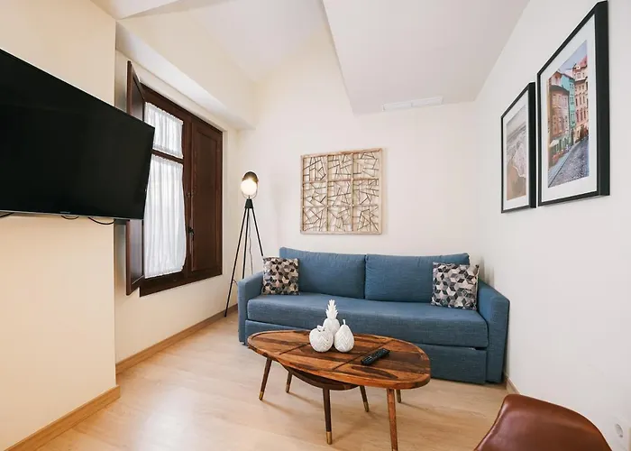 Apart hotel: Debambu Atarazanas