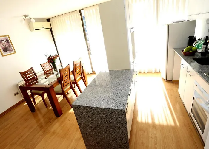Versalles Suites