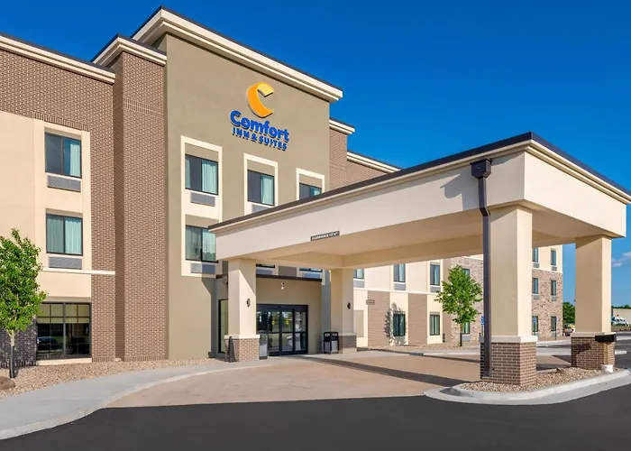 Comfort Inn & Suites North