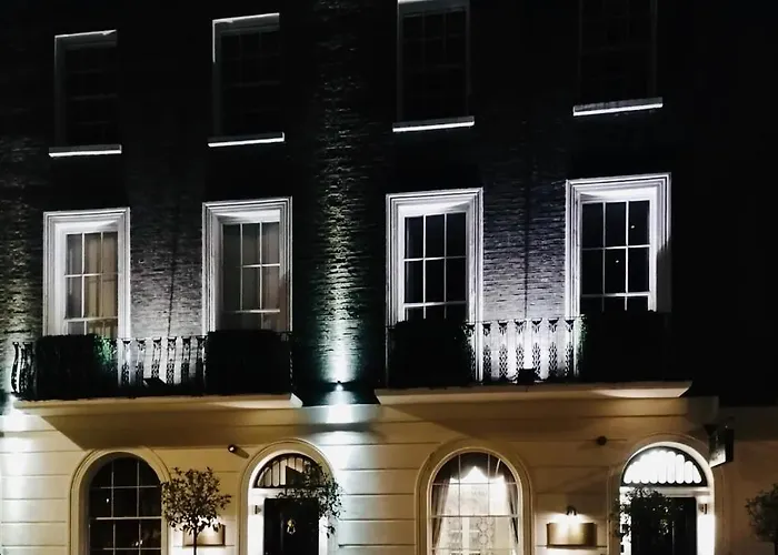 Hotel: The Melville Hotel By Rokxy- Kings Cross