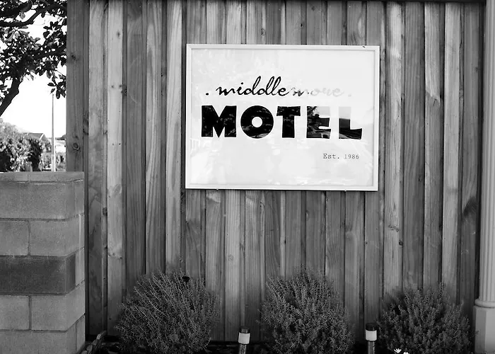 Middlemore Motel