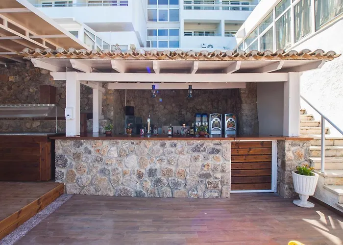 Family Hotel: Golden Alexandros Hotel