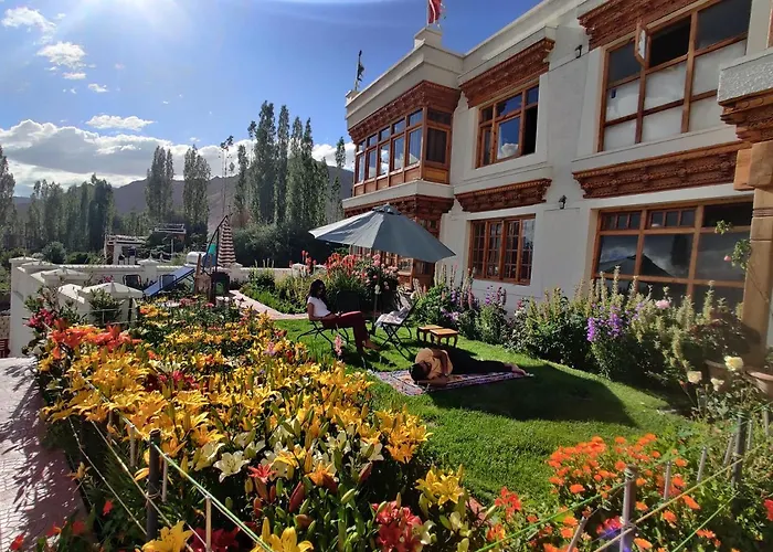 Family Hotel: Namra Villa
