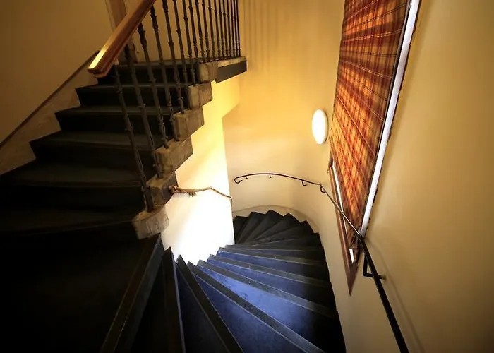 The Pipers' Tryst Hotel