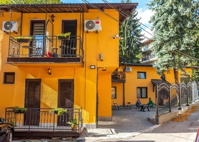 Airport Hotel: Hotel Vamos Sarajevo, B&B