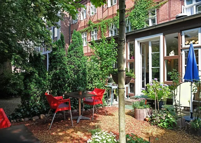 Frauenhotel Hanseatin - Women Only