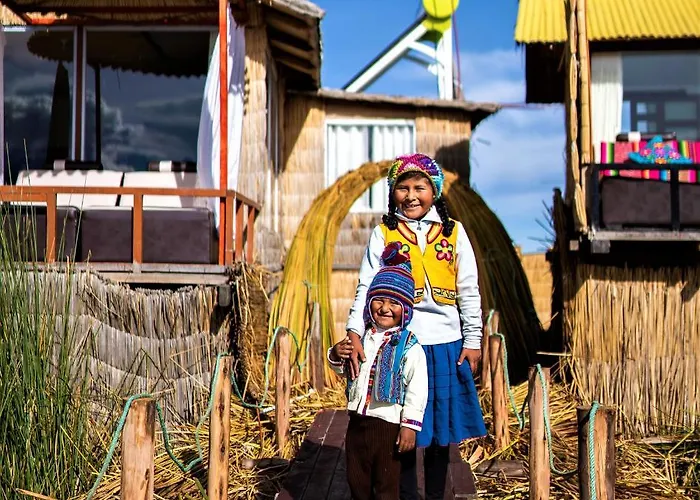 Uros Samaraña Uta Lodge