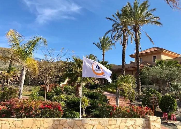 Hotel cerca del colegio: Hostel Águilas Isla del Fraile