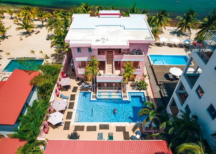 Apartments Miramar Suites