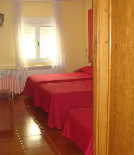 Hostal Poncebos