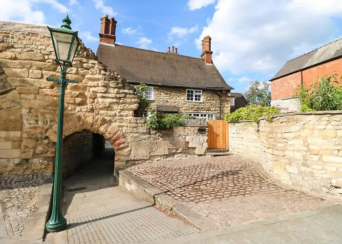 Original cottages Arch Cottage