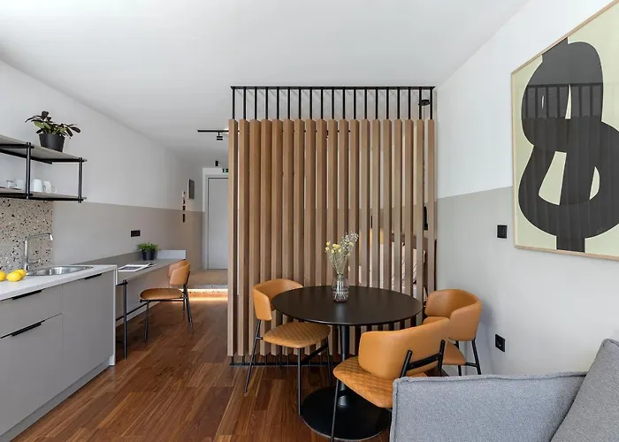 Apart hotel: The Athenians Art Apartments