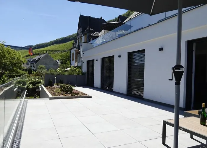 Ferienvermietung: Moselufer Apartments