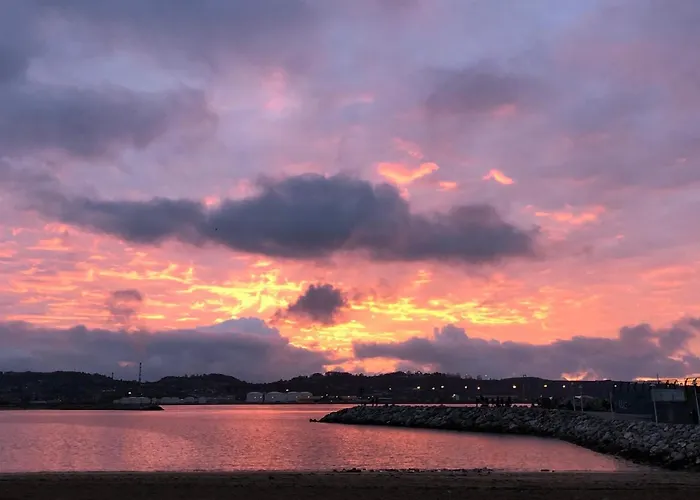 Hotel familiar: Alojamientos Muelle de Gijón