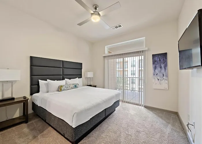 All Vacation Rentals Renu At Downtown
