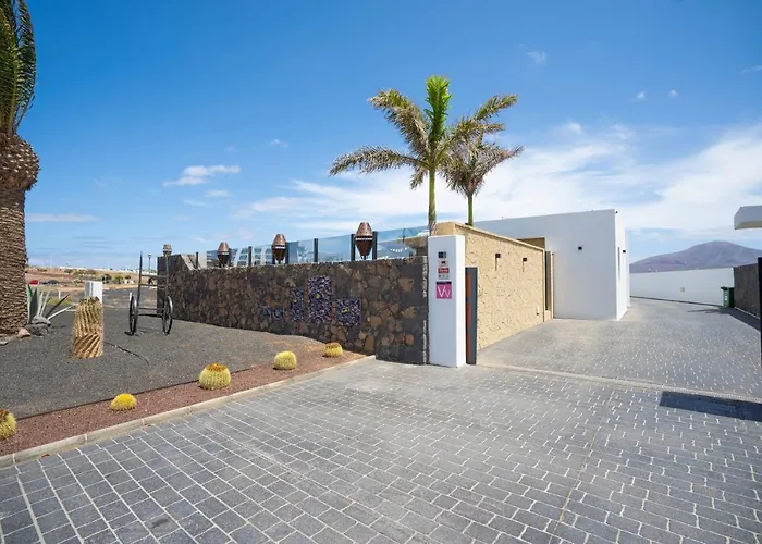 Sea Breeze Villas Lapa&Claca