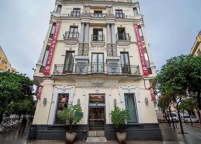 Familienhotels Petit Palace Canalejas Sevilla