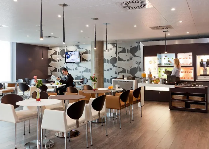  Novotel Suites Malaga Centro