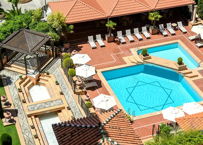 Hotel Saray