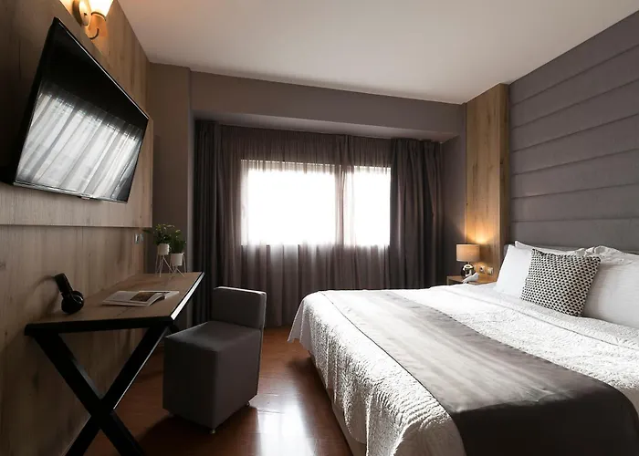 Plaza Hotel, Philian Hotels And Resorts