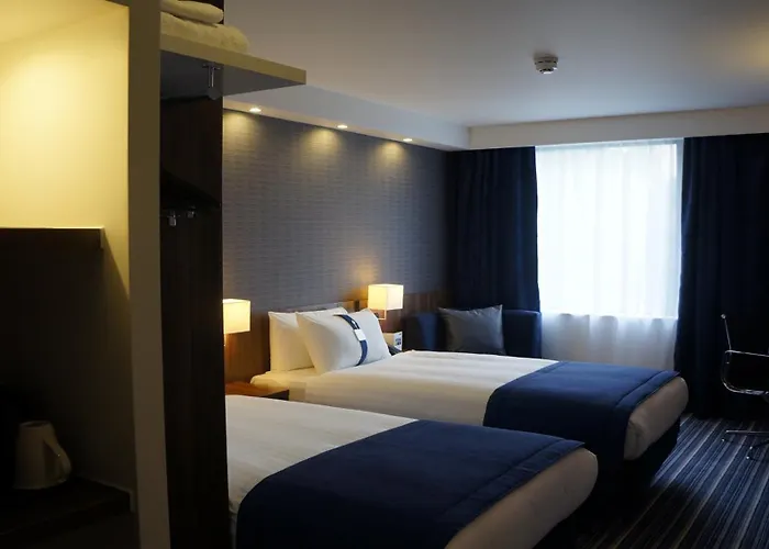 Hotel con tenis: Holiday Inn Express Earls Court By Ihg