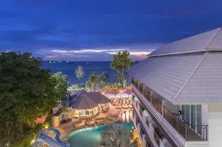 Pattaya Discovery Beach Hotel - Sha Extra Plus
