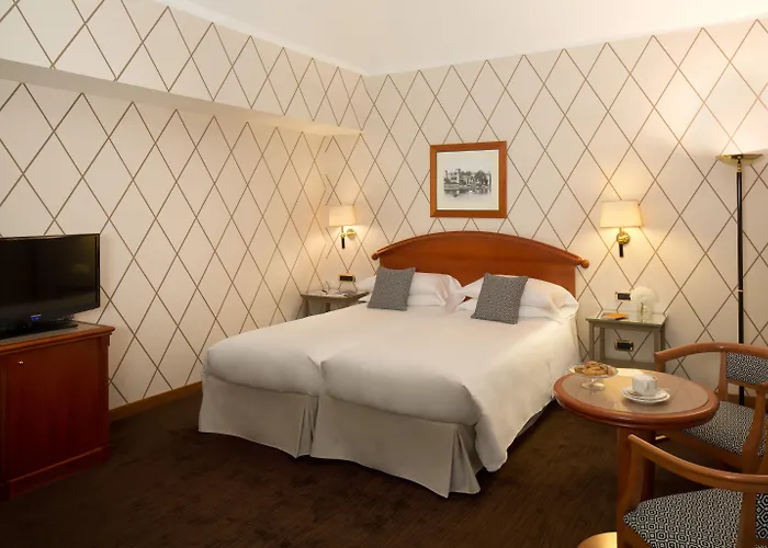 4 star hotel: Starhotels Majestic